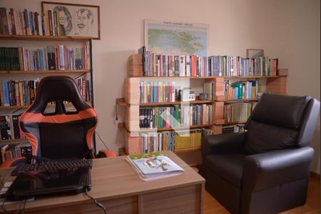 Casa à venda com 264m², 3 quartos e 5 vagas Casa à venda com 264m², 3 quartos e 5 vagasQuarto 2