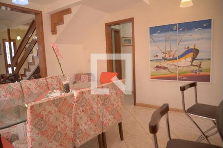 Casa à venda com 264m², 3 quartos e 5 vagas Casa à venda com 264m², 3 quartos e 5 vagasSala de Jantar