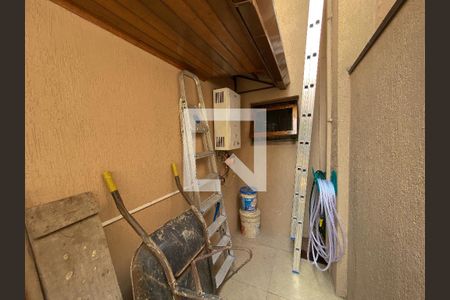 Casa à venda com 264m², 3 quartos e 5 vagas Casa à venda com 264m², 3 quartos e 5 vagascentral de gas