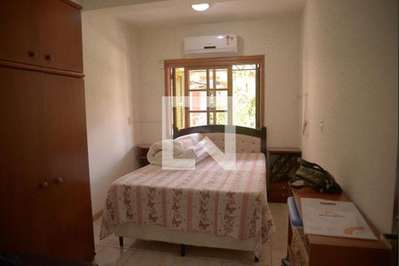 Casa à venda com 264m², 3 quartos e 5 vagas Casa à venda com 264m², 3 quartos e 5 vagasquarto 3