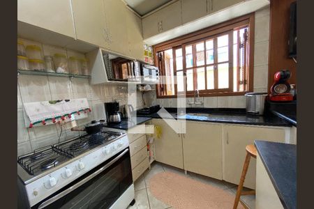 Casa à venda com 264m², 3 quartos e 5 vagas Casa à venda com 264m², 3 quartos e 5 vagasCozinha