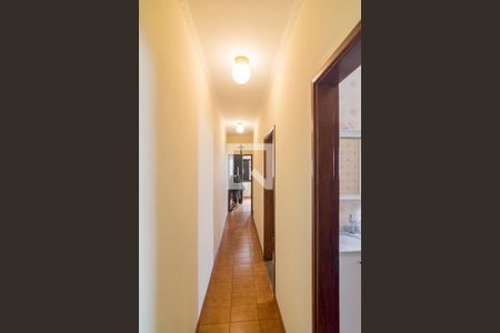 Corredor de casa à venda com 3 quartos, 153m² em Vila Bela Vista, Santo André