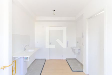 Cozinha de kitnet/studio à venda com 1 quarto, 24m² em Sé, São Paulo