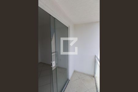 Sacada de casa para alugar com 2 quartos, 100m² em Itaúna, São Gonçalo