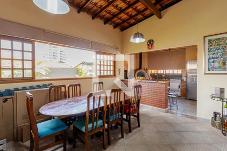 Casa à venda com 325m², 3 quartos e 4 vagasArea comum Salão - Espaço Gourmet