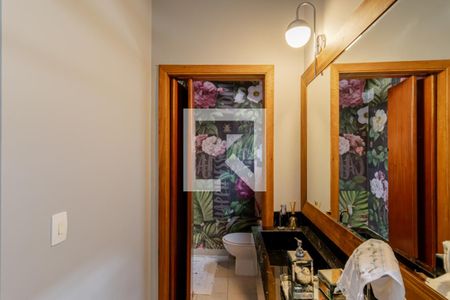 Casa à venda com 325m², 3 quartos e 4 vagasLavabo