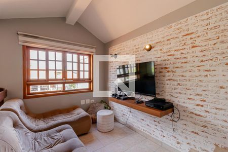 Casa à venda com 325m², 3 quartos e 4 vagasSala de Tv