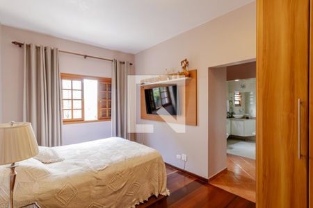 Casa à venda com 325m², 3 quartos e 4 vagasSuíte 2