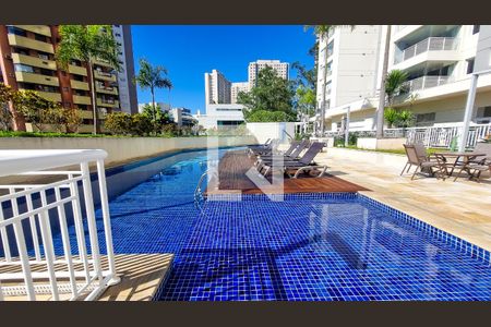 Apartamento à venda com 109m², 2 quartos e 2 vagasÁrea comum - Piscina