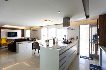 Apartamento à venda com 109m², 2 quartos e 2 vagascozinha ameriacana