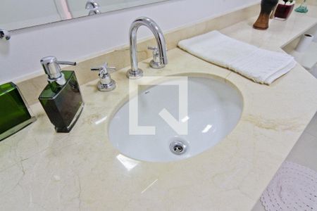 Apartamento à venda com 315m², 5 quartos e 5 vagasBanheiro