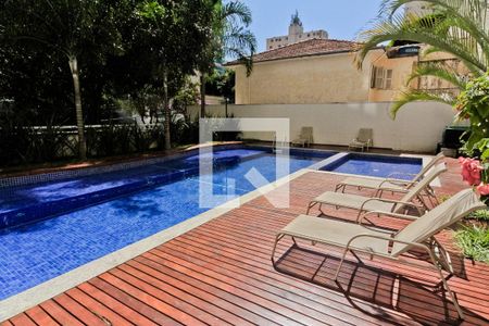 Apartamento à venda com 315m², 5 quartos e 5 vagasÁrea comum - Piscina