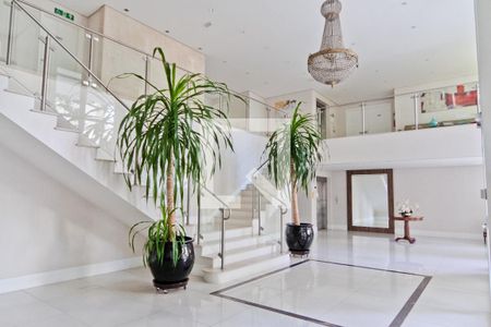 Apartamento à venda com 315m², 5 quartos e 5 vagasHall