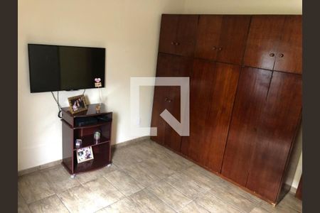 Casa à venda com 4 quartos, 197m² em Santa Paula, São Caetano do Sul