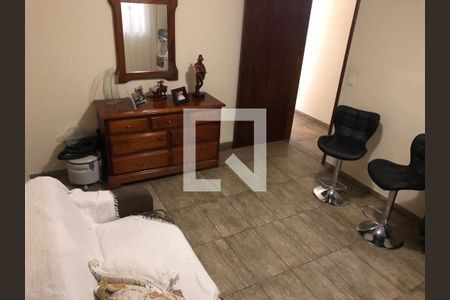 Casa à venda com 4 quartos, 197m² em Santa Paula, São Caetano do Sul