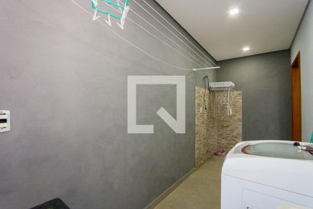 Casa à venda com 160m², 3 quartos e 2 vagas Casa à venda com 160m², 3 quartos e 2 vagasÁrea de serviço
