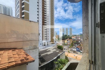 Vista da sala de apartamento para alugar com 3 quartos, 100m² em Brotas, Salvador
