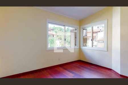 Casa à venda com 4 quartos, 223m² em Boa Vista, Porto Alegre