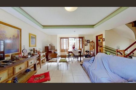 Casa à venda com 3 quartos, 215m² em Tristeza, Porto Alegre