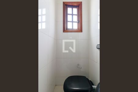 Banheiro de kitnet/studio para alugar com 1 quarto, 40m² em Santo Amaro, São Paulo