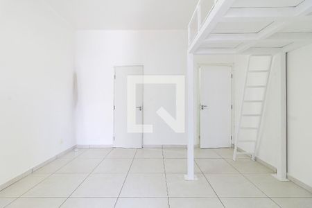 Quarto de kitnet/studio para alugar com 1 quarto, 40m² em Santo Amaro, São Paulo