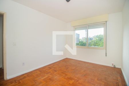 Quarto 1 de apartamento para alugar com 2 quartos, 60m² em São Sebastião, Porto Alegre
