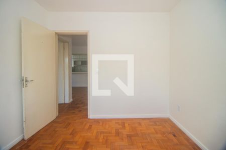 Quarto 2 de apartamento para alugar com 2 quartos, 60m² em São Sebastião, Porto Alegre