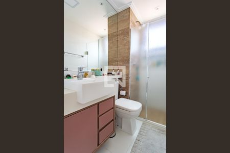 Apartamento à venda com 78m², 2 quartos e 2 vagasSuíte Banheiro