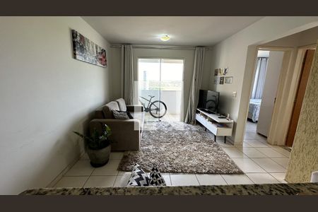 Sala de apartamento para alugar com 2 quartos, 58m² em Residencial Eldorado, Goiânia