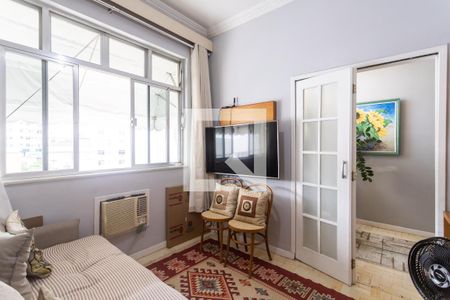 Apartamento à venda com 90m², 3 quartos e 1 vagaQuarto1