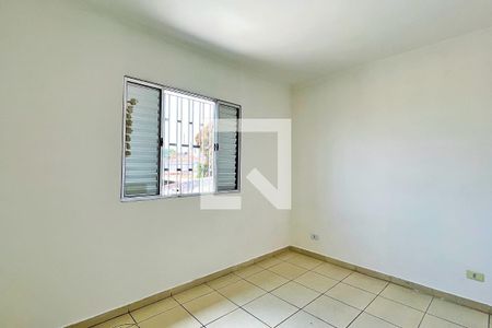 Quarto 2 de casa para alugar com 2 quartos, 74m² em Jardim Flor da Montanha, Guarulhos