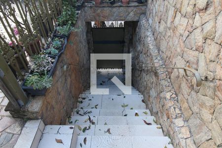 Casa à venda com 240m², 3 quartos e 4 vagasEntrada