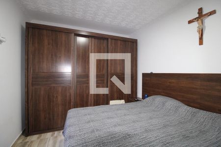 Casa à venda com 240m², 3 quartos e 4 vagasQuarto 2 - Suíte