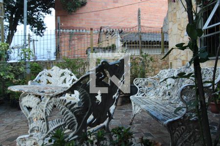 Casa à venda com 240m², 3 quartos e 4 vagasárea de lazer