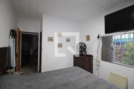 Casa à venda com 240m², 3 quartos e 4 vagasQuarto 2 - Suíte