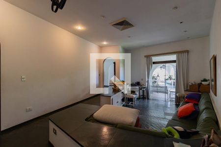 Sala de TV de casa para alugar com 3 quartos, 401m² em Jardim Leonor, São Paulo