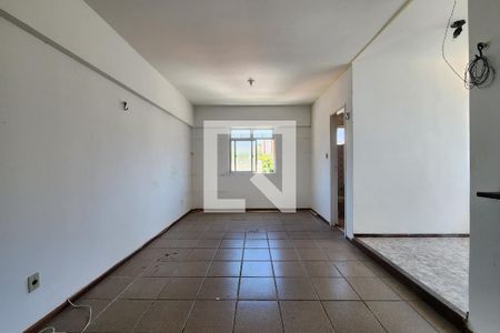 Sala/Quarto de apartamento para alugar com 1 quarto, 48m² em Brotas, Salvador