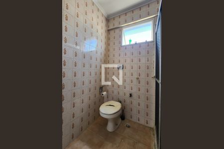 Banheiro de apartamento para alugar com 1 quarto, 48m² em Brotas, Salvador