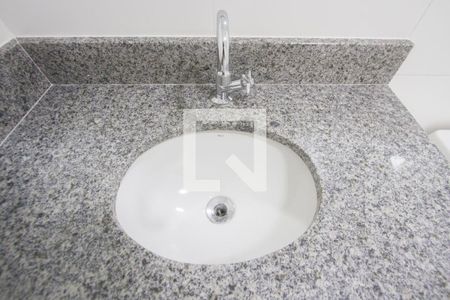 Apartamento à venda com 34m², 2 quartos e sem vagaBanheiro - Pia