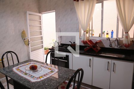 Casa à venda com 100m², 2 quartos e 1 vagaCozinha