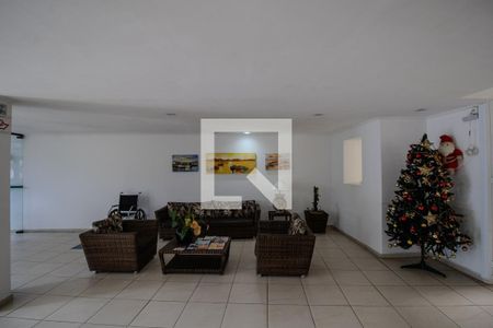 Apartamento para alugar com 81m², 3 quartos e 2 vagasHall social