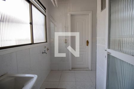 Apartamento para alugar com 81m², 3 quartos e 2 vagasÁrea de Serviço