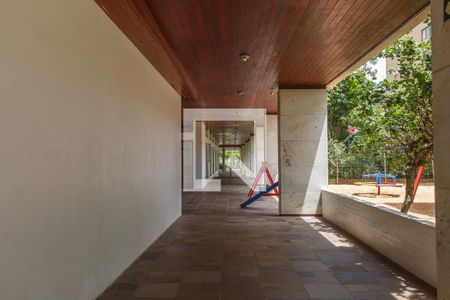 Apartamento à venda com 236m², 3 quartos e 1 vagaHall