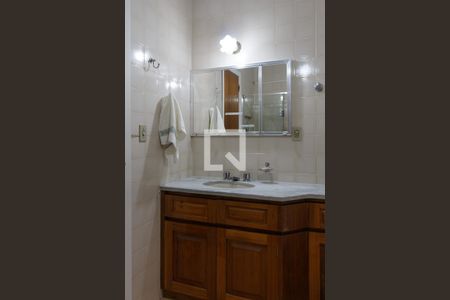 Apartamento à venda com 236m², 3 quartos e 1 vagaBanheiro Social