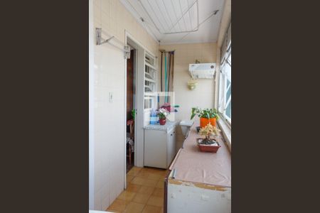 Apartamento à venda com 236m², 3 quartos e 1 vagaÁrea de Serviço