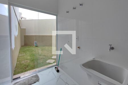 Casa à venda com 99m², 2 quartos e 2 vagasÁrea de Serviço