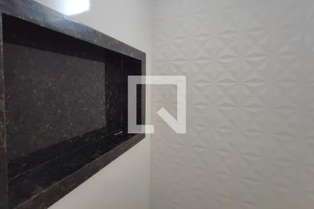 Casa à venda com 99m², 2 quartos e 2 vagasBanheiro Suíte