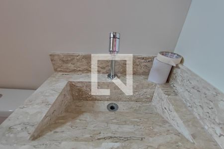 Casa à venda com 99m², 2 quartos e 2 vagasLavabo