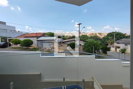 Casa à venda com 99m², 2 quartos e 2 vagasVaranda Quarto Suíte