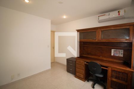 Quarto 2 de apartamento para alugar com 3 quartos, 100m² em Leme, Rio de Janeiro